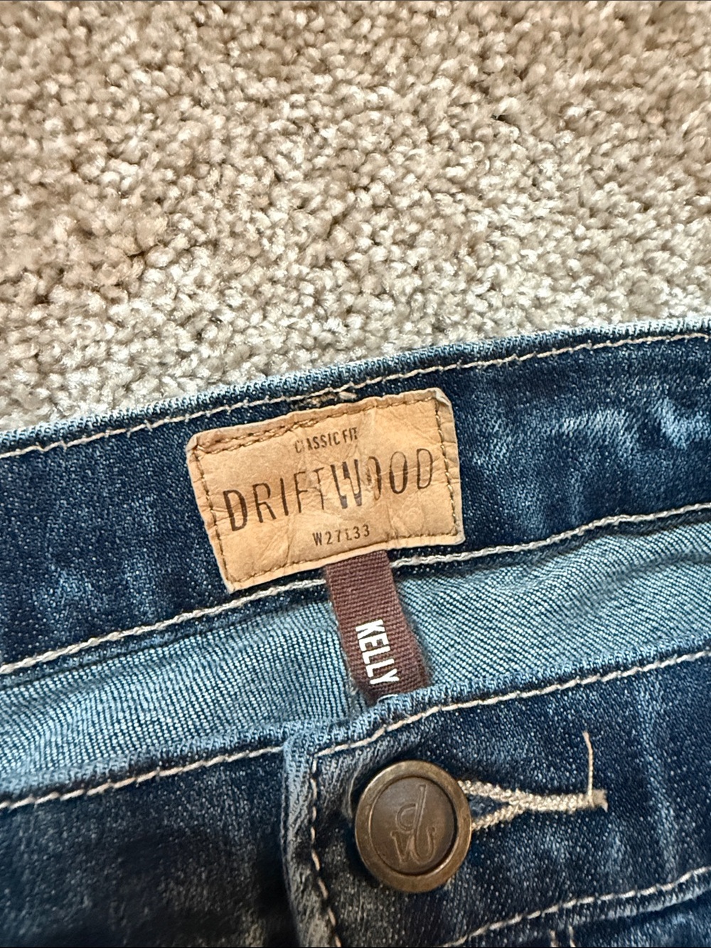 Driftwood Kelly Embroidered Light Blue Women’s Jeans size 27 - Picture 2 of 8
